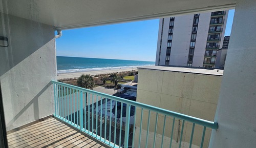 Standard Room, 1 King Bed, Kitchen, Ocean View