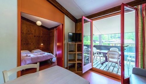 Classic Cabin, 2 Bedrooms