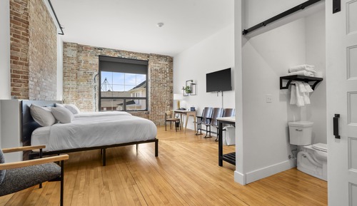 Double Queen Room