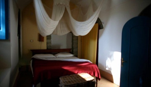 Honeymoon Room