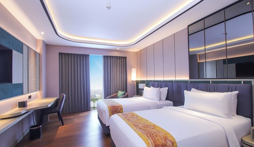 Twin Bed Deluxe Pool