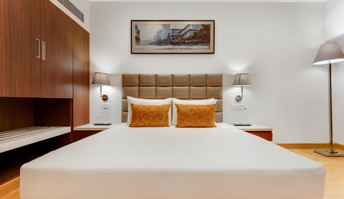 Premium Single Bed Room With View