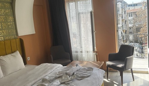 Superior Room, Lanai, City View