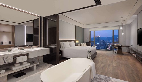 Executive Room, 1 King Bed
