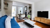 House (2 Bedrooms)