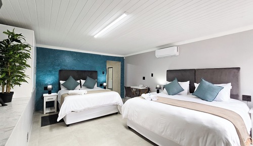 Family Single Room