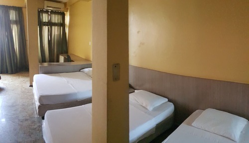 Triple Room, 3 Twin Beds