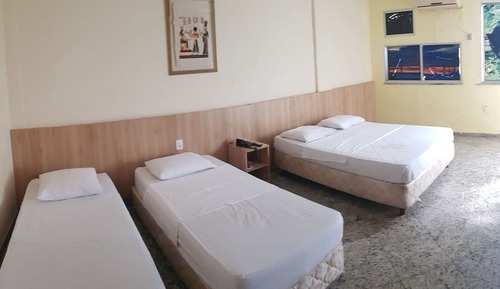 Family Room, Multiple Beds