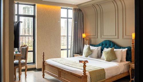 Superior Room with Airport Drop
