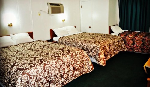 Family Room, Multiple Beds, Refrigerator & Microwave