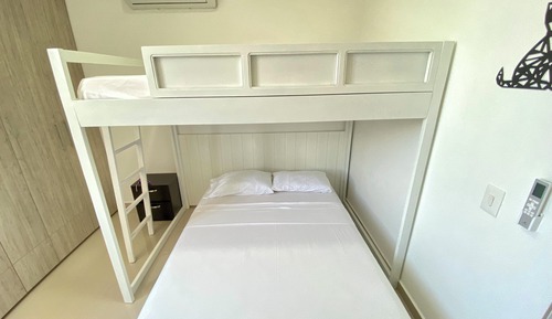Family Apartment, 3 Bedrooms, Sea View