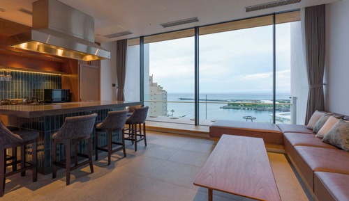 Suite Room(93) No-pets allowed/1off-site parking lot, Non Smoking