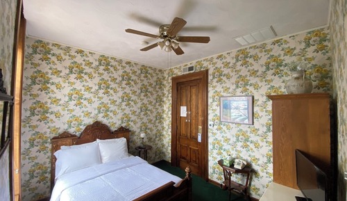 Basic Room, 1 Double Bed, City View