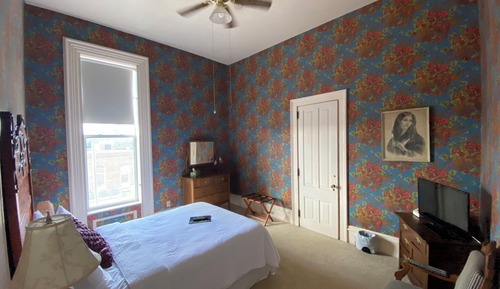 Basic Room, 1 Queen Bed