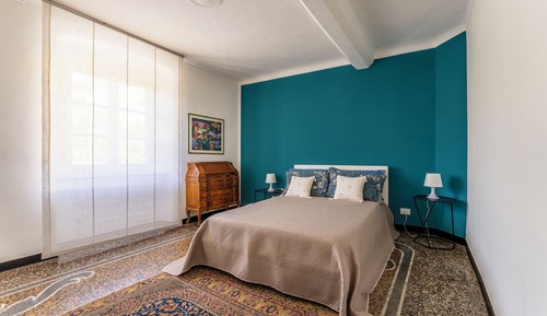 Apartment, third floor, no elevator