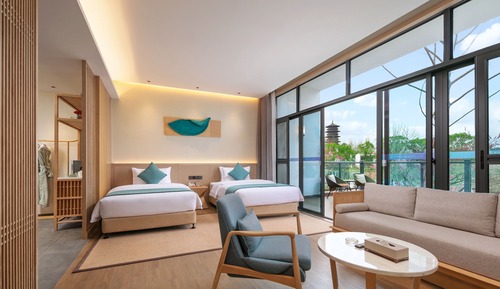 Premium Twin Room