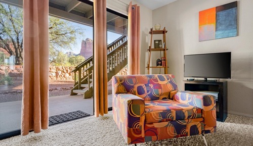Condo, 2 Bedrooms