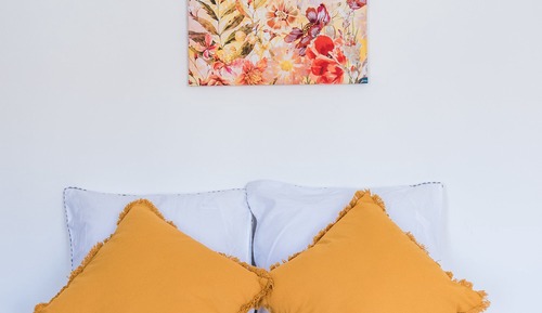Chambre Jaune (Salle de bain privée et toilette partagée)