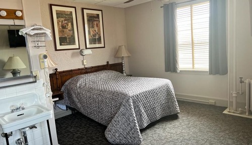 Standard Room, 1 Queen Bed, Non Smoking