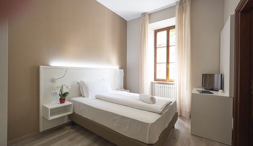 Classic Single Room