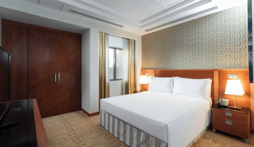 Suite, 2 Bedrooms, Accessible, Smoking (Club Lounge Access)