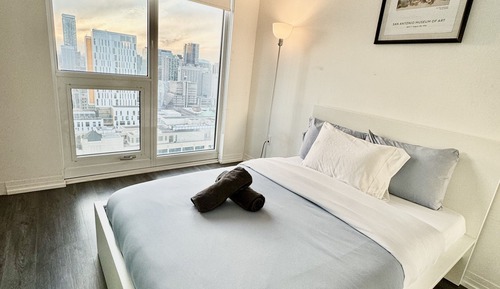 Economy Suite