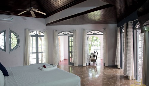 Luxury Suite, 1 King Bed, Non Smoking