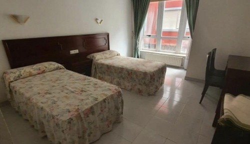 Habitación familiar doble + baño privado