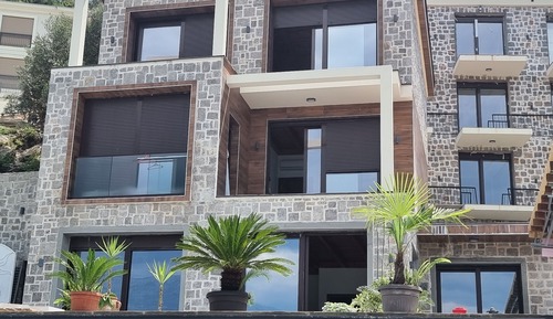 Special Offer - Deluxe Double Room with Sea View and Round Airport Transfer