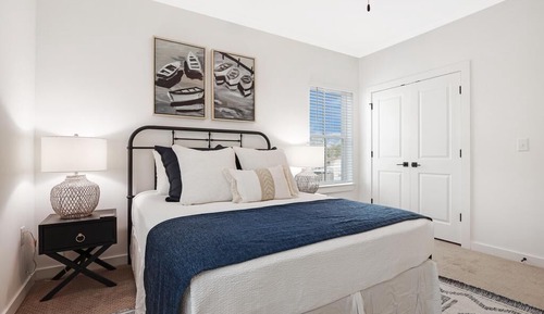 House, Multiple Beds, Balcony