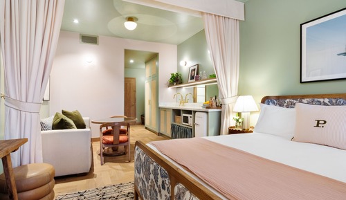 Deluxe Room, 1 Queen Bed with Sofa bed (The Deluxe Queen with Sofa Bed)