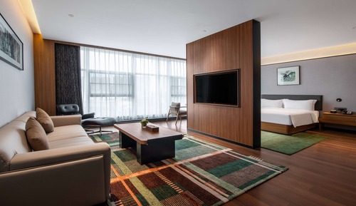 Executive Suite