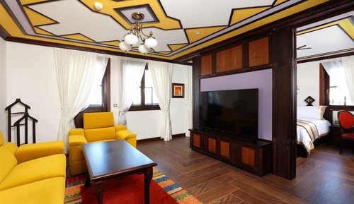Executive Suite
