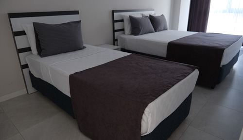 Economy Apartment, Multiple Beds, Smoking