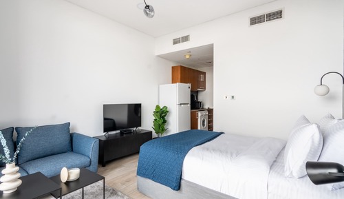 Business Studio Burj Daman 306