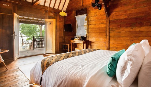 Palm Beach Luxury Pavilllion Twin