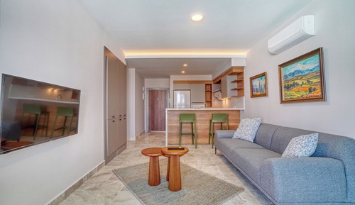 Condo, 1 Bedroom, Courtyard View