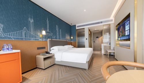 Deluxe Room, 1 Queen Bed