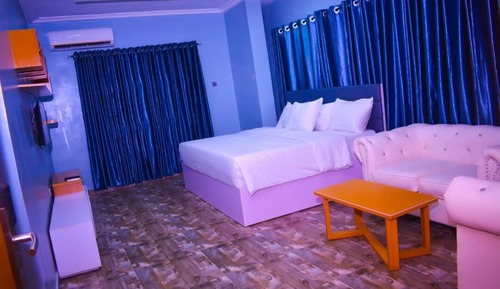 Presidential Room