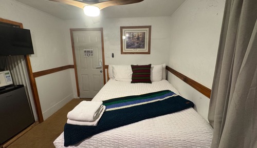 Family Cabin, Multiple Beds, Microwave
