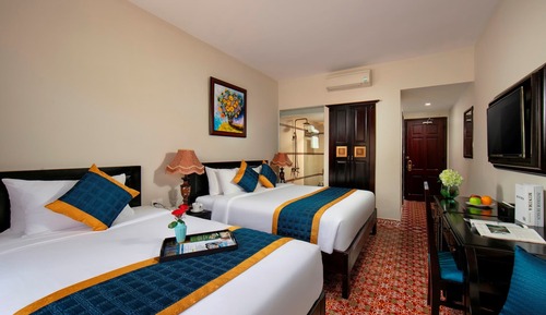 Deluxe Triple or Family