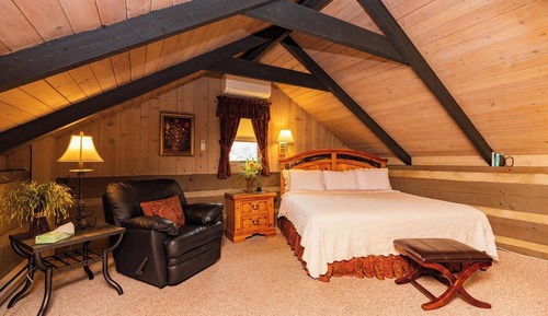 Cabin, 1 King Bed
