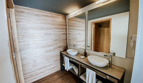 Standard Suite, Multiple Beds, Park View