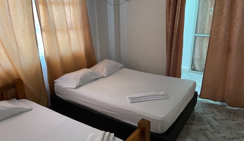 Family Room, Multiple Beds