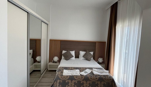 Premium Suite, 1 Queen Bed, Sea View, Beachfront