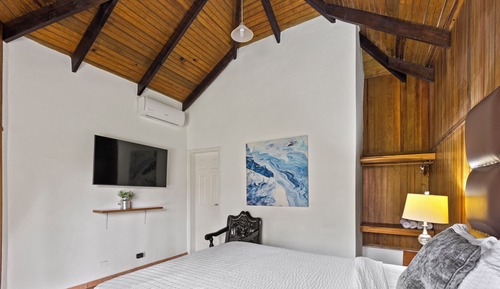 Comfort Cabin