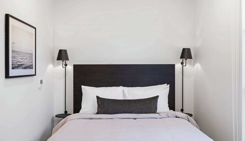 Premium Studio, 1 Queen Bed, Kitchenette