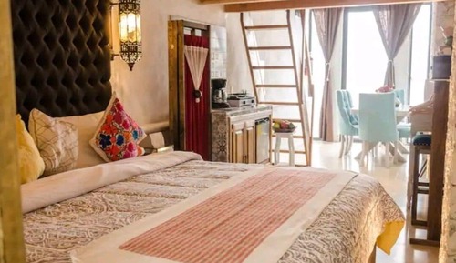 Deluxe Villa