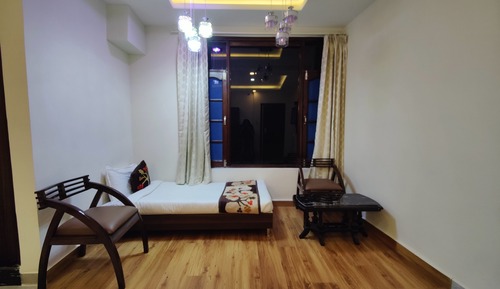 Elite Room