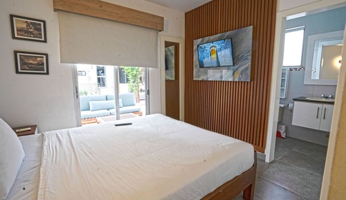 City Apartment, City View